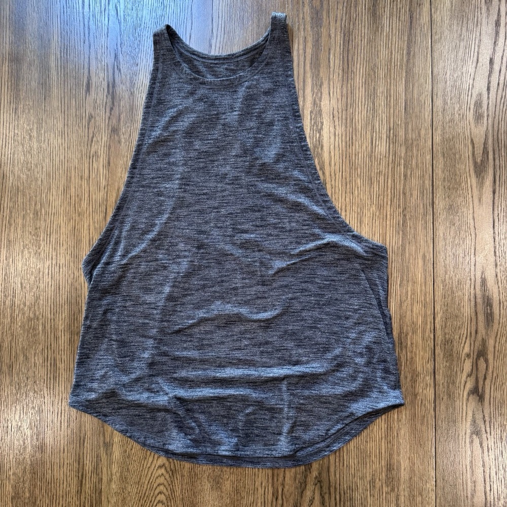 Lululemon Women's Dark Gray Racerback Tank‎ Top Size 6/8 (Estimate)